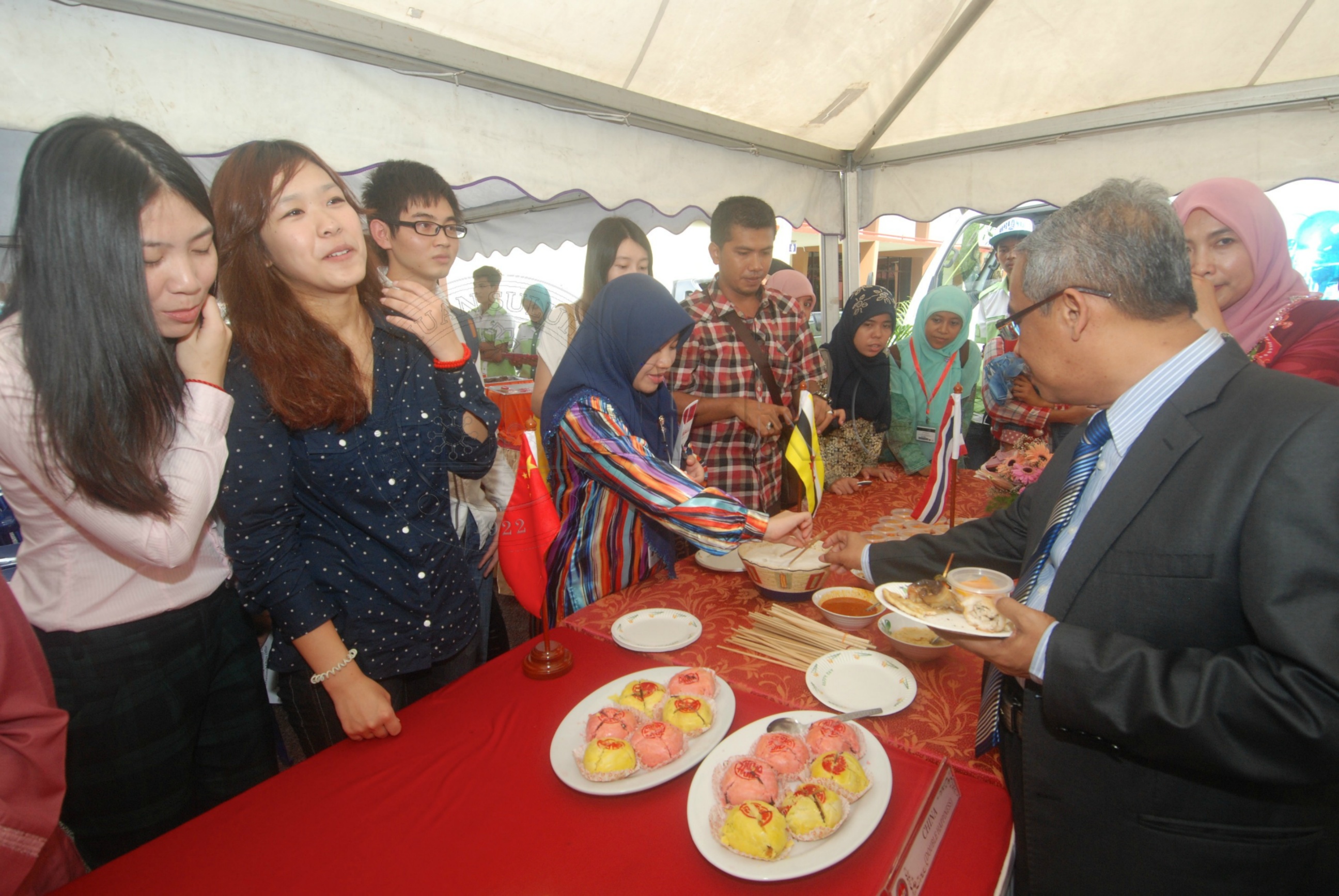 PRO 12 136 food DSC 9269